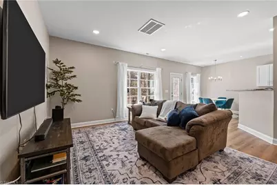 6413 Muirfield Drive, Greensboro, NC 27410 - Photo 9