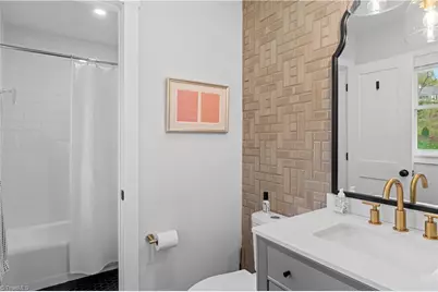 1044 Gales Avenue, Winston-Salem, NC 27103 - Photo 21