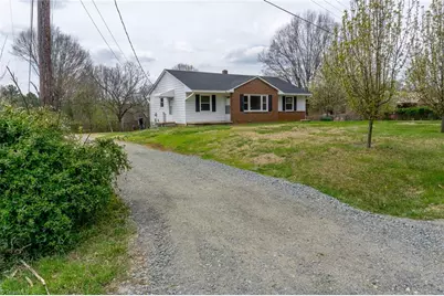 4232 Langden Drive, Winston-Salem, NC 27107 - Photo 3