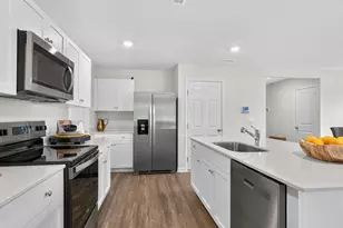 117 Beechwood Cir, Thomasville, NC 27360 - Photo 17