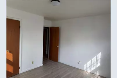 3025 Wellingford Drive, High Point, NC 27265 - Photo 9