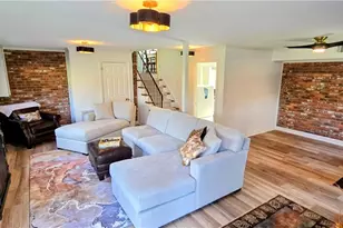 105 Mendenhall Rd, Jamestown, NC 27282 - Photo 17