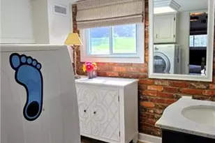 105 Mendenhall Rd, Jamestown, NC 27282 - Photo 23