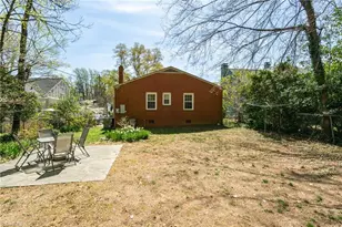 2008 Fernwood Dr, Greensboro, NC 27408 - Photo 27