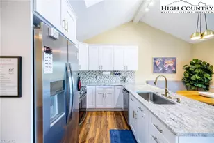 30 Village Rd, Roaring Gap, NC 28668 - Photo 17