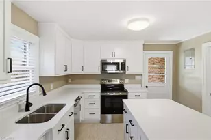 518 E Main St, Franklinville, NC 27248 - Photo 7