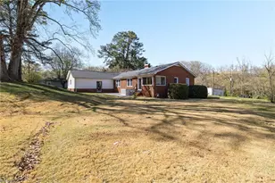 518 E Main St, Franklinville, NC 27248 - Photo 31