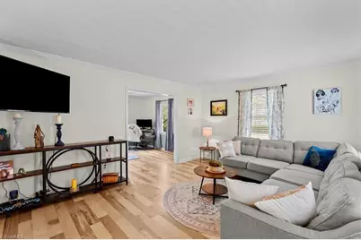 109 Stafford Oak Drive, Jamestown, NC 27282 - Photo 9