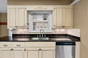 220 Cedarwood Dr, Jamestown, NC 27282 - Photo 9