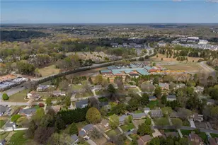 5520 Robinridge Rd, Greensboro, NC 27410 - Photo 43