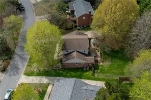 5520 Robinridge Rd, Greensboro, NC 27410 - Photo 41