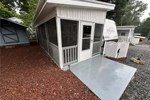 107 Pine St, New London, NC 28127 - Photo 21