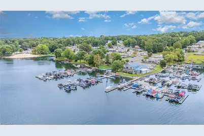 107 Pine Street, New London, NC 28127 - Photo 33