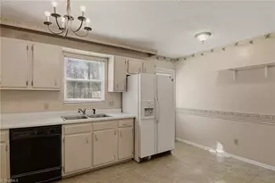 640 Cedarbrook Ct, Lewisville, NC 27023 - Photo 7