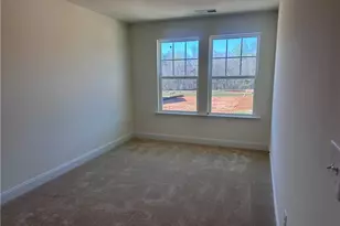 1308 Hammond Dr, Mebane, NC 27302 - Photo 5