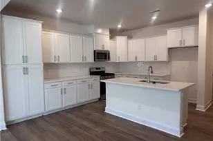 1308 Hammond Dr, Mebane, NC 27302 - Photo 3