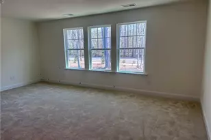 1308 Hammond Dr, Mebane, NC 27302 - Photo 9