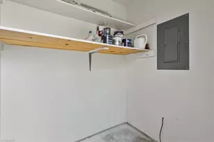 2 Apple Tree Ln, Greensboro, NC 27455 - Photo 33