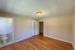 831 Delmonte Dr, Winston-Salem, NC 27106 - Photo 9