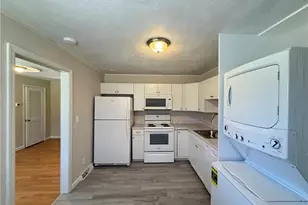 831 Delmonte Dr, Winston-Salem, NC 27106 - Photo 5