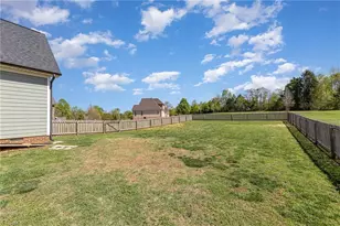 5003 Lindenwold Dr, Summerfield, NC 27358 - Photo 19