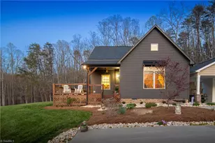 1626 Black Mountain Rd, Pilot Mountain, NC 27041 - Photo 39