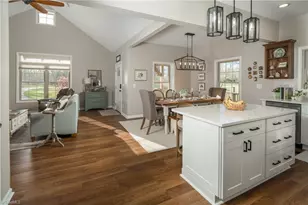 1626 Black Mountain Rd, Pilot Mountain, NC 27041 - Photo 7