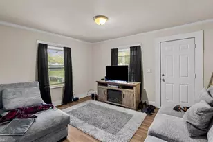 210 Morgan Pl, High Point, NC 27260 - Photo 3