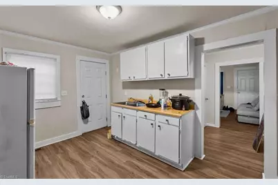 210 Morgan Place, High Point, NC 27260 - Photo 9