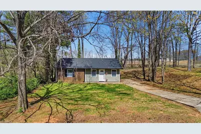 2835 Laguna Avenue, Winston-Salem, NC 27103 - Photo 1