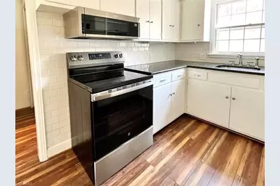 1132 W Northwood Street, Greensboro, NC 27408 - Photo 9