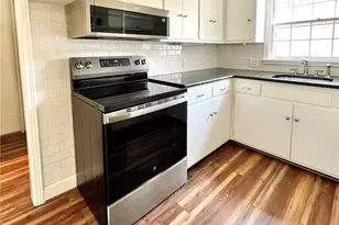 1132 W Northwood St, Greensboro, NC 27408 - Photo 9