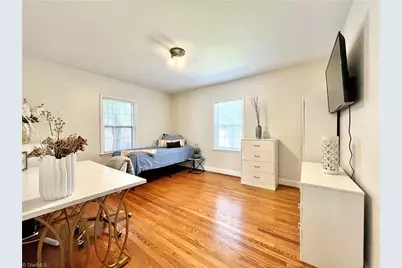 1132 W Northwood Street, Greensboro, NC 27408 - Photo 15