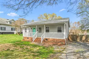 405 E Oakwood St, Mebane, NC 27302 - Photo 29