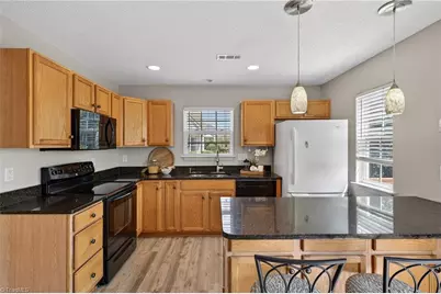 96 Tannenbaum Circle, Greensboro, NC 27410 - Photo 17