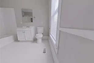 304 Oakwood St, High Point, NC 27262 - Photo 11