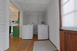 304 Oakwood St, High Point, NC 27262 - Photo 7