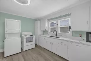 1510 Vance St, Reidsville, NC 27320 - Photo 11