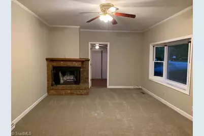 130 N Oakland Avenue, Eden, NC 27288 - Photo 3