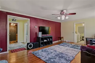4585 Oak Ridge Dr, Winston-Salem, NC 27105 - Photo 7