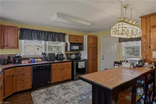 4585 Oak Ridge Dr, Winston-Salem, NC 27105 - Photo 13