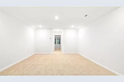 306 Sefton Drive, Jamestown, NC 27282 - Photo 15
