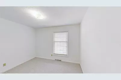 7307 Lansdowne Place, Thomasville, NC 27360 - Photo 17