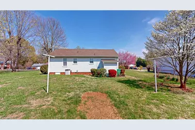 7307 Lansdowne Place, Thomasville, NC 27360 - Photo 7