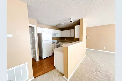 3694 Cotswold Avenue #1A, Greensboro, NC 27410 - Photo 7