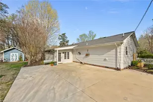 2501 Laramie Dr, Greensboro, NC 27406 - Photo 41