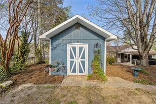 2501 Laramie Dr, Greensboro, NC 27406 - Photo 43