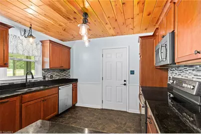 3954 Evergreen Drive, Trinity, NC 27370 - Photo 11