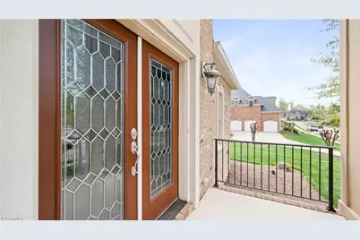 1004 Dunleigh Drive, Burlington, NC 27215 - Photo 3