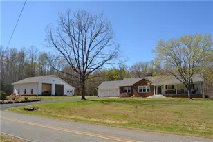 208 Twin Springs Rd, Stoneville, NC 27048 - Photo 27